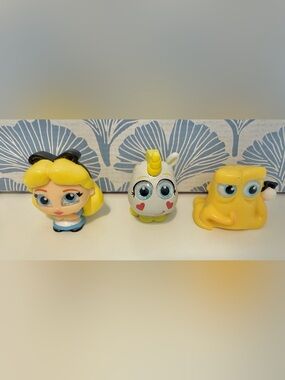 Disney Doorables - 3 pieces, Alice, Buttercup & Hank